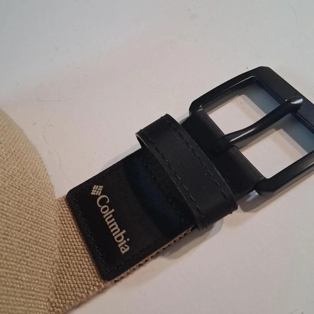 Mens Columbia tan & black canvas belt with stretch leather details